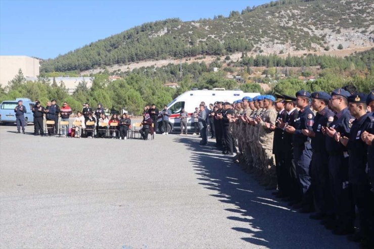 Fethiye'de kazada ağır yaralanan jandarma personeli 15 günlük hayat mücadelesini kaybetti