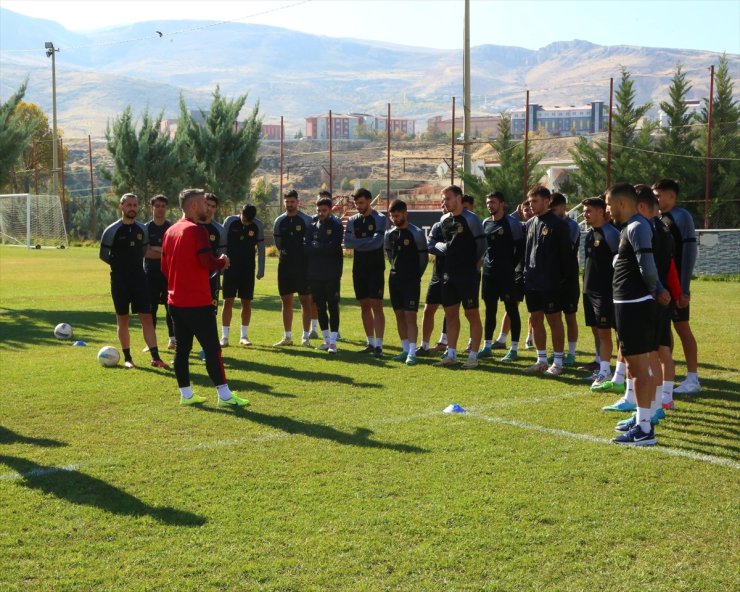 Yeni Malatyaspor, Fatih Karagümrük maçının hazırlıklarına başladı