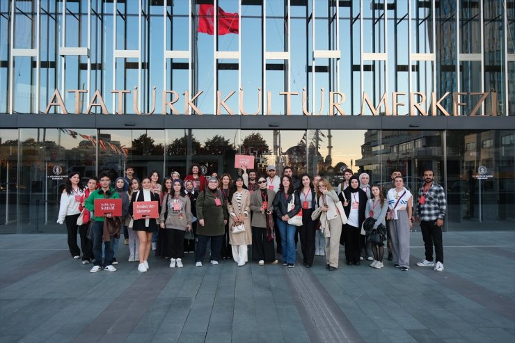 İyilik İçin Sanat Derneği, genç sanatçı adaylarını İstanbul'da ağırladı