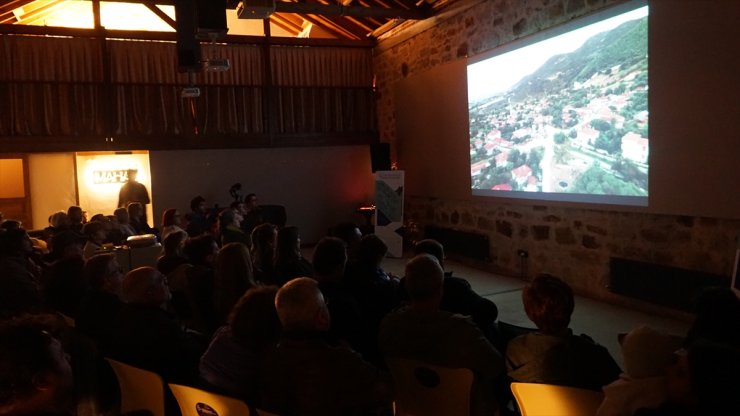 Çanakkale'de "Muhacir Geleneği: Camal" belgeselinin ilk gösterimi yapıldı