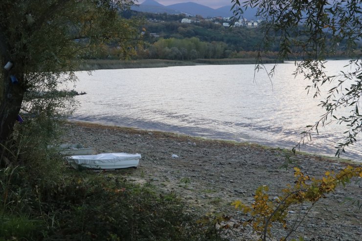 Sapanca Gölü'nde su miktarı son 5 yılın en düşük seviyesine geriledi