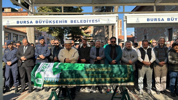 Gazeteci Şenol Poyraz son yolculuğuna uğurlandı