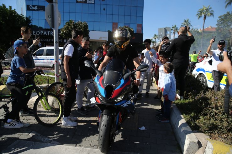 Toprak Razgatlıoğlu, Alanya'da coşkuyla karşılandı