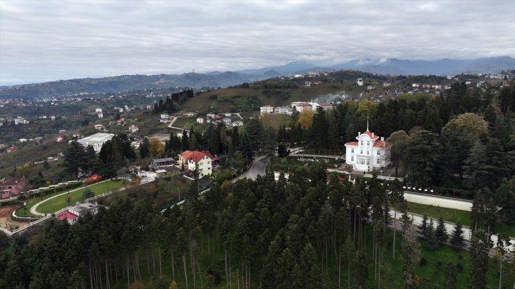 Trabzon'da Atatürk Köşkü'nde ziyaretçi yoğunluğu yaşanıyor