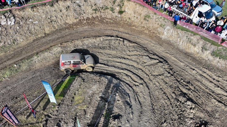 Düzce'deki 33. Geleneksel Gümüşova Off-Road Şenlikleri sona erdi