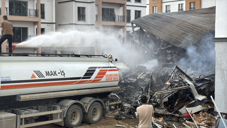 Hatay'da şantiyedeki konteynerde çıkan yangın söndürüldü