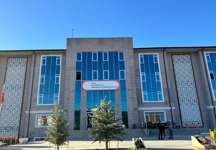 Mesleki eğitimde "ihtisaslaşmış" okullar hayata geçiriliyor