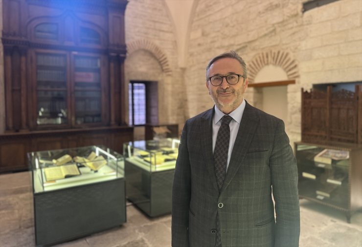 "Mevlanın İzinde: Sultan Veled, Mevlana ve Mevlevilik" sergisi açıldı