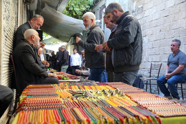 Tespih tutkunları Adıyaman'daki tarihi Oturakçı Pazarı'nda buluşuyor