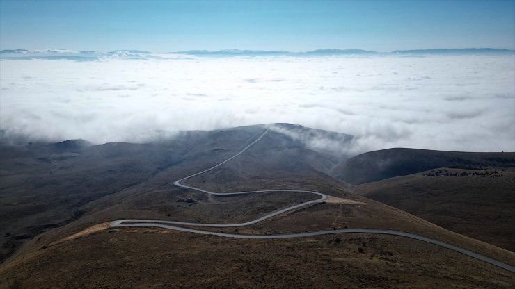 Bayburt'ta sis etkili oldu