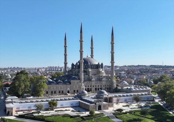 Selimiye Camisi restorasyonunda "ince işçilik" çalışmaları yapılıyor