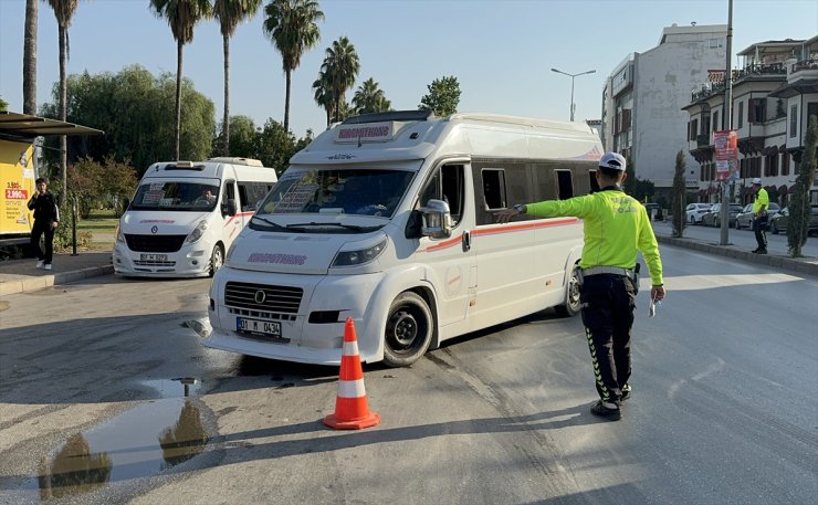 Adana'da sivil ekipler gereksiz korna çalan 35 sürücüye para cezası kesti