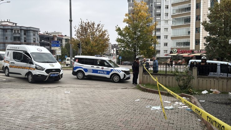 GÜNCELLEME - Samsun'da ATM'den para çekerken silahlı saldırıya uğrayan kişi yaralandı