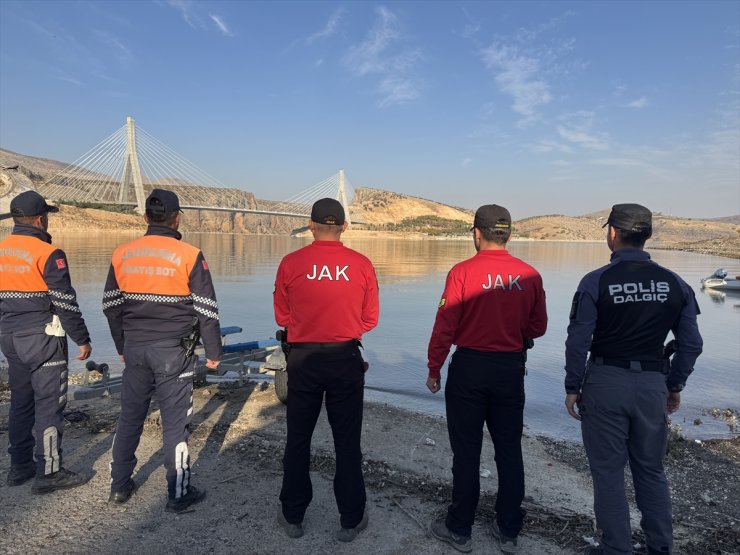 Adıyaman'da kaybolan genç Nissibi Köprüsü yakınlarında aranıyor