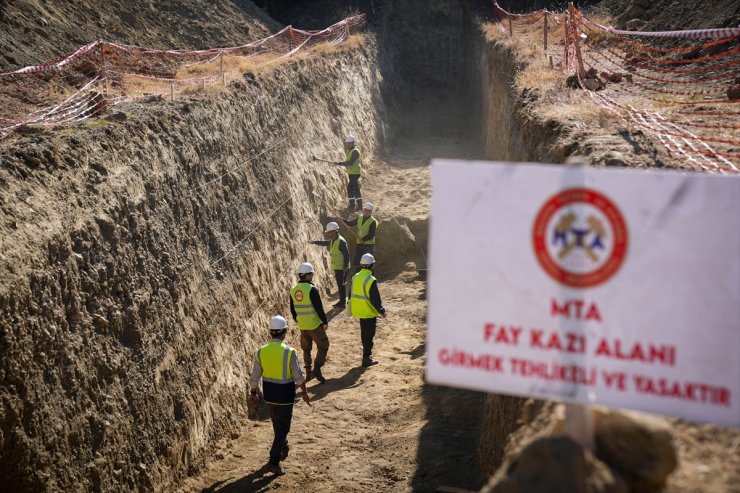 MTA hendeklerde iz sürerek 225 fayın deprem potansiyelini belirledi