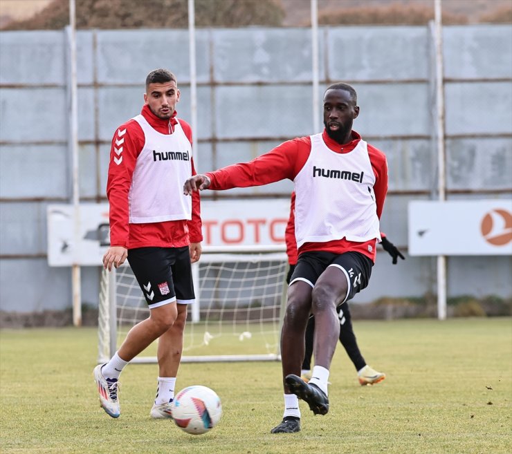 Sivasspor, Kasımpaşa maçı hazırlıkları başladı