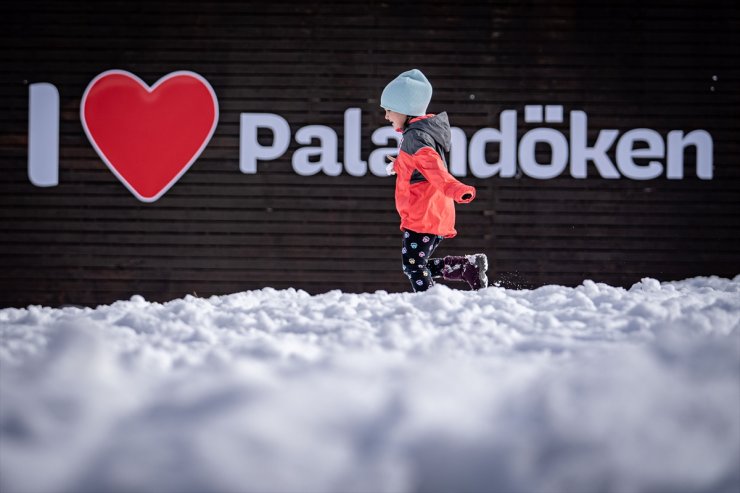 Palandöken Kayak Merkezi karla kaplandı