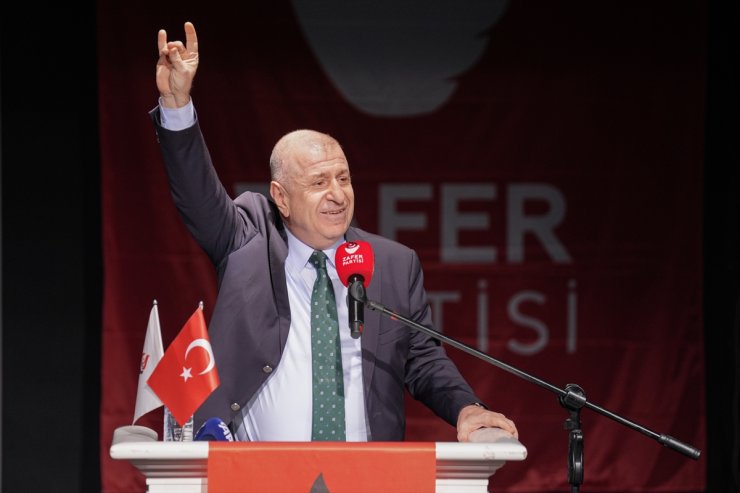 Zafer Partisi Genel Başkanı Özdağ, partisinin İstanbul İl Başkanlığı 2. Olağan Kongresi'nde konuştu: