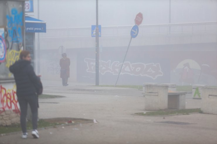 Bosna Hersek'te hava kirliliği nedeniyle görüş mesafesi azaldı