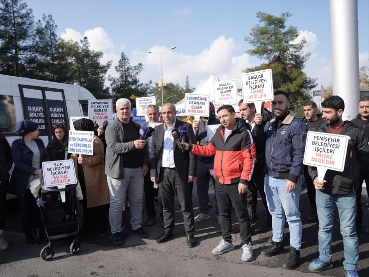 Diyarbakır'da bazı belediyelerde işten çıkarılan işçilerin eylemi sürüyor