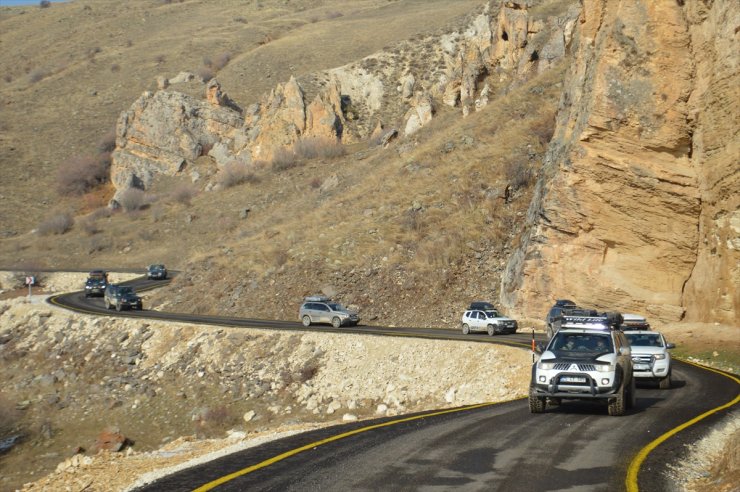 Erzurum'un saklı güzelliği Hınıs Kanyonu'nda bisiklet, off-road ve ATV turu yapıldı