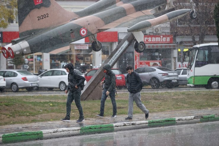 Kırklareli'nde sağanak etkili oldu