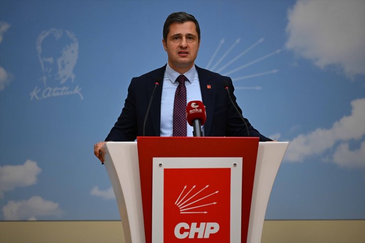 CHP Sözcüsü Yücel, MYK gündemine ilişkin basın toplantısı düzenledi: