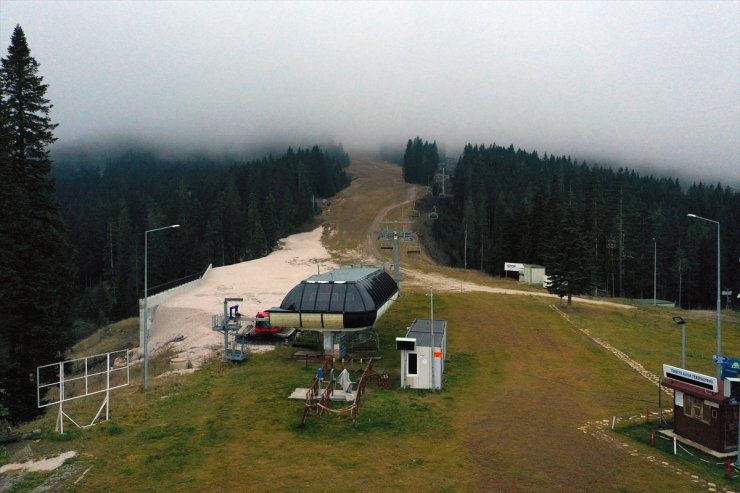 Anadolu'nun "yüce dağı" Ilgaz kayak sezonu için gün sayıyor