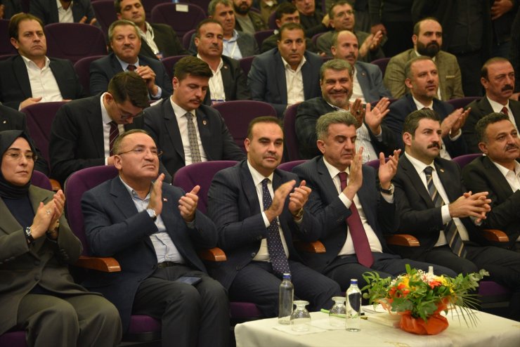 Sanayi ve Teknoloji Bakanı Kacır, AK Parti Siverek İlçe Kongresi'nde konuştu: