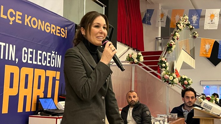 AK Parti'li Karaaslan, Salıpazarı İlçe Kongresi'nde konuştu: