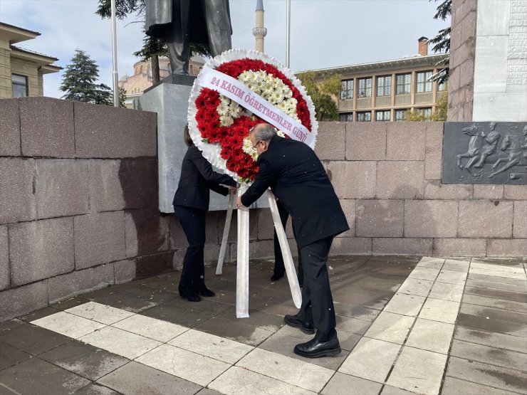 Bursa ve çevre illerde 24 Kasım Öğretmenler Günü törenlerle kutlandı