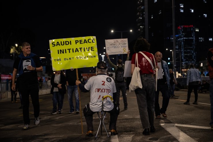 İsrailliler, esir takası anlaşması talebiyle Tel Aviv'de cumartesi protestolarını sürdürüyor