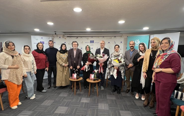 Yazar Mukadder Gemici'nin Farsçaya çevrilen kitabı Tahran'da tanıtıldı