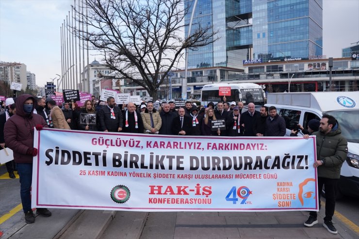 HAK-İŞ kadına yönelik şiddeti ABD'nin Ankara Büyükelçiliği önünde protesto etti