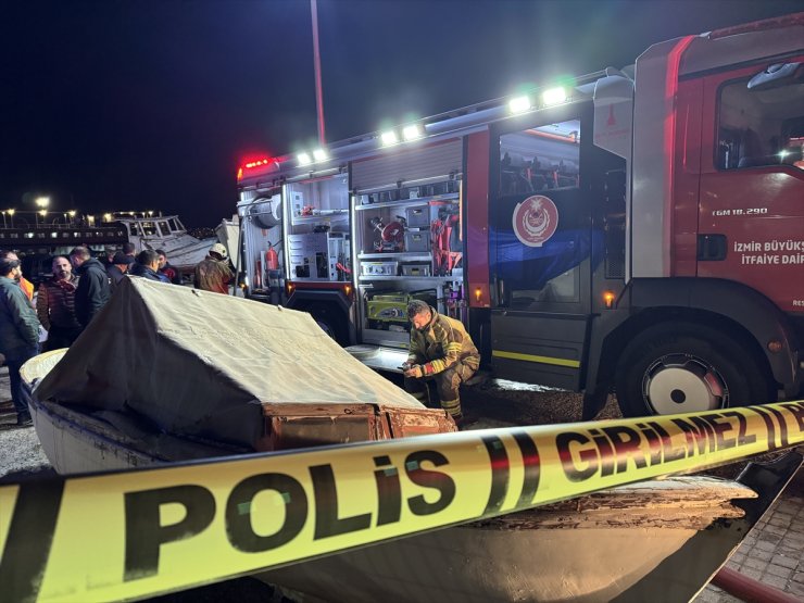 İzmir'de teknede yaşayan kişi, çıkan yangında öldü