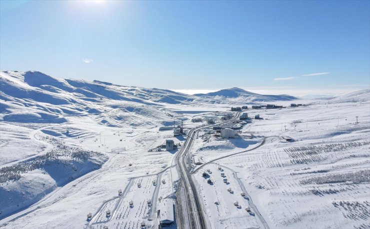 Erciyes Kayak Merkezi yeni sezona hazırlanıyor