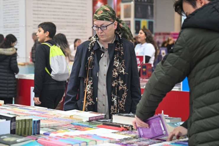 21. Ankara Kitap Fuarı kapılarını açtı