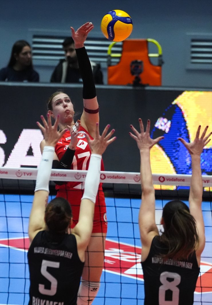 Voleybol: Vodafone Sultanlar Ligi