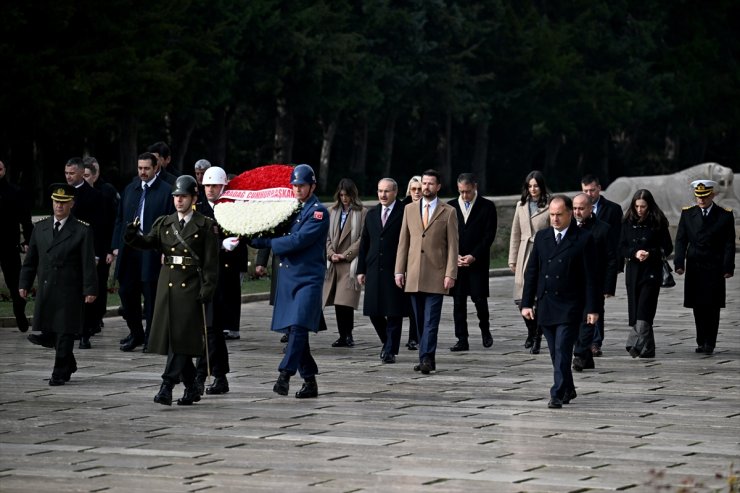 Karadağ Cumhurbaşkanı Milatovic, Anıtkabir'i ziyaret etti