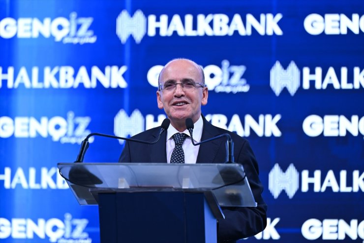 Hazine ve Maliye Bakanı Şimşek, Halkbank Gençİz Gençlik Zirvesi'nde konuştu: (2)