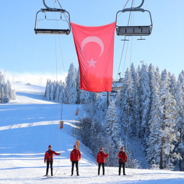 Ilgaz Dağı'nda jandarma, kurtarma tatbikatı yaptı