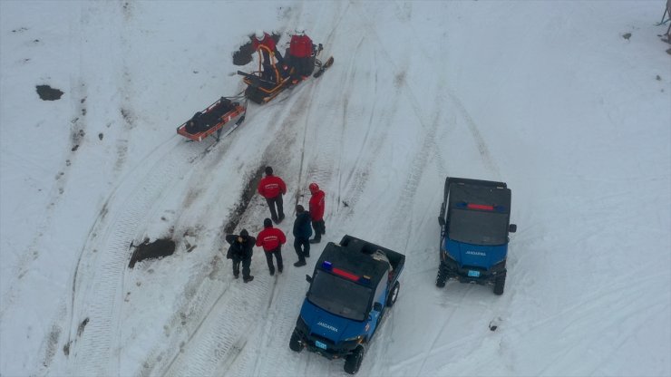 Kartalkaya'da JAK timleri tatilcilerin güvenliği için teyakkuzda