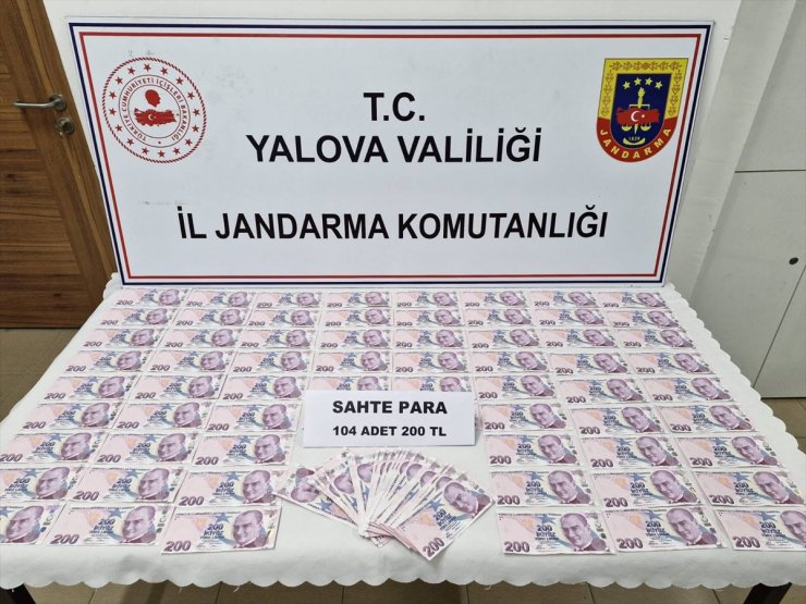 Yalova'da sahte 20 bin 800 lira ile yakalanan 2 zanlı tutuklandı