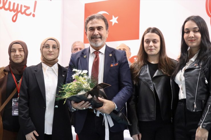 Yeniden Refah Partili Aşıla: "Tarihin en badireli dönemlerinden birini yaşıyoruz"