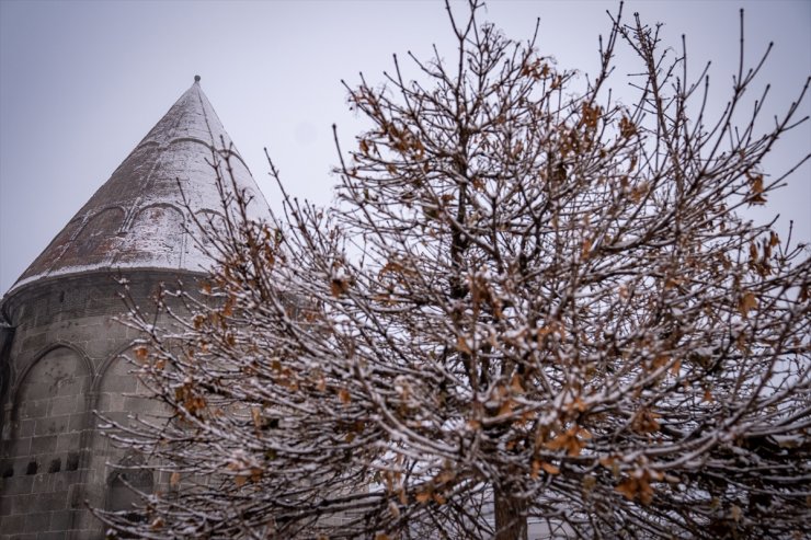 Erzurum, Ağrı, Ardahan ve Kars yeniden beyaza büründü