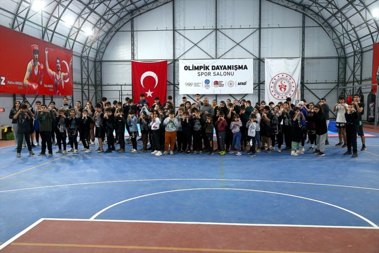 Hatay'da depremzede çocuklar 8 branştaki spor kurslarıyla geleceğe hazırlanıyor