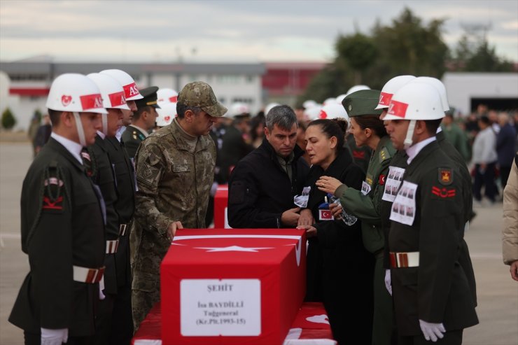 Isparta'da helikopter kazasında şehit olan askerlerin cenazeleri memleketlerine uğurlandı