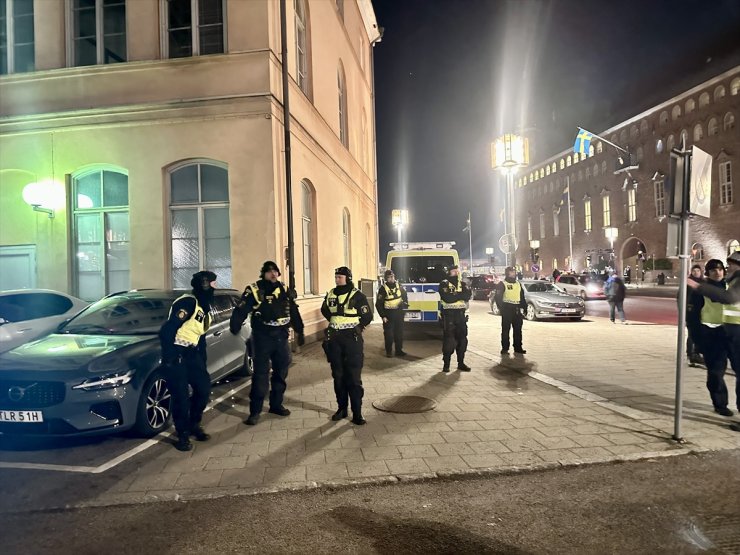 İsveç'te Nobel yemeği sırasında İsrail protesto edildi