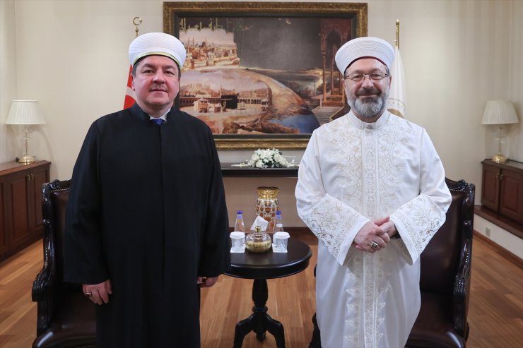 Diyanet İşleri Başkanı Erbaş, Polonya Müslümanları Dini İdare Başkanı Miskiyeviç ile görüştü