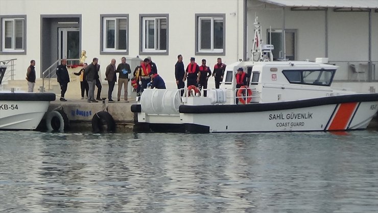 Mersin'de denizde erkek cesedi bulundu